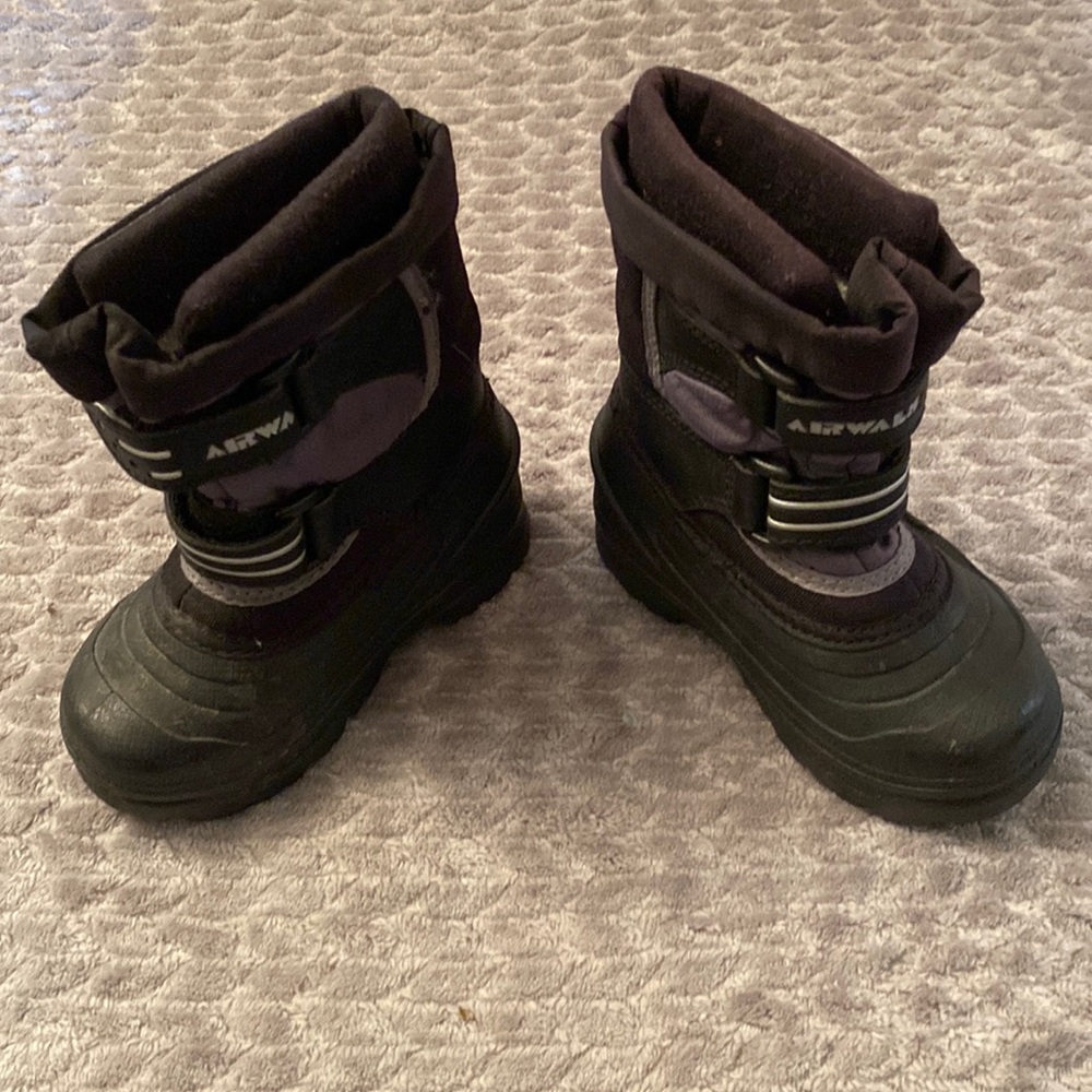 Airwalk Boy’s Sz 6 Boots